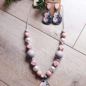 Wooden Bead Pink and Pendant